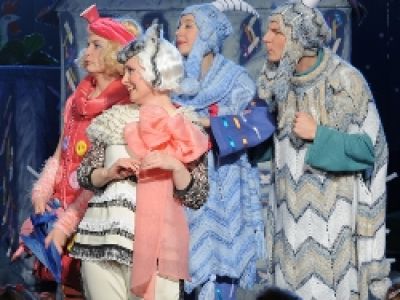 Кошкин дом (на сцене КЦ «Вдохновение»)