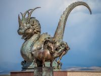 Скульптурный комплекс «Центр Азии»