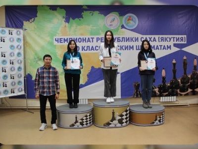 АЭБ поддержал чемпионат республики по шахматам