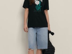 Футболка свободного силуэта с принтом