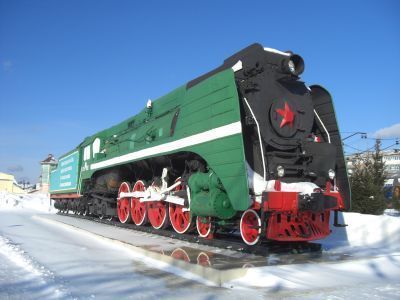 Паровоз "П36-0192" - памятник революционной, боевой, трудовой славы железнодорожников станции Тайга