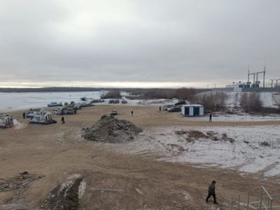 В случае осложнения обстановки на реке Лене пассажиров поезда из Якутска будут перевозить вертолетом