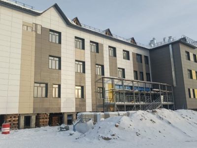 В якутском поселке Усть-Мая продолжается строительство нового больничного комплекса