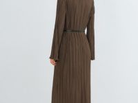 Трикотажное платье с ремнём, Коричневый