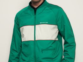 Олимпийка с контрастной отделкой из капсулы ретро