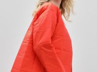 Стеганая куртка с v-образным вырезом