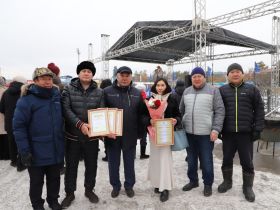 15 хозяйств и предприятий участвуют в ярмарке «Рыба Якутии — 2025»