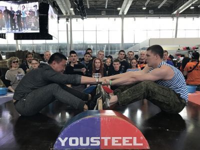 В канун Первомая в Москве прошла серия турниров по мас-рестлингу