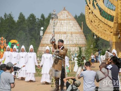 Ысыах Олонхо в Намцах открыли масштабной постановкой о героях якутского эпоса