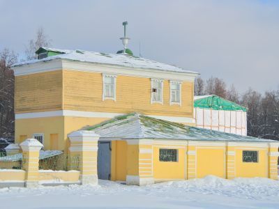 Сушильня и каретный сарай