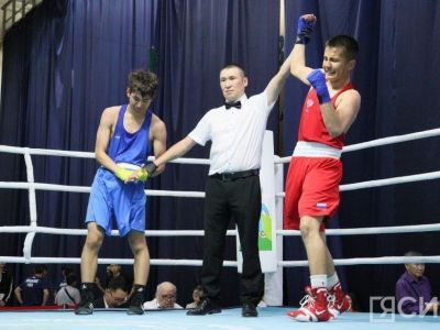 Сборная Якутска стала лучшей на боксёрском турнире спартакиады учащихся республики