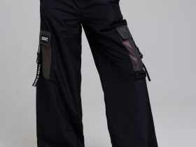 Брюки текстильные с полиуретановым покрытием для девочек