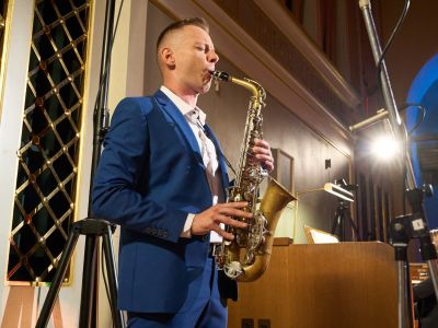 Билеты на С Рождеством! Орган, саксофон, голос (Римско-католический кафедральный собор) / Концерт | Афиша | ИнфоТаймс