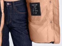 Стеганый пуховик с воротником-стойкой