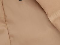 Утепленное пальто с капюшоном