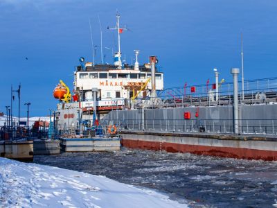 «Саханефтегазсбыт» на 100% выполнил план завоза нефтепродуктов в навигацию 2026 года