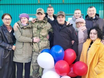 Приходят на побывку