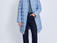 Пуховое пальто с капюшоном