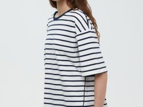 Футболка в полоску свободного силуэта