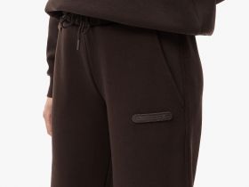 Женские спортивные брюки Lacoste