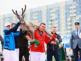 Стали известны победители соревнований по мас-рестлингу и борьбе корэш на Сабантуе