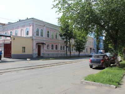 Здание, где по инициативе П.И. Субботина-Пермяка были открыты художественно-производственные мастерские