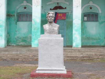 Памятник С.М.Кирову