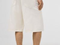 Шорты-бермуды, Белый