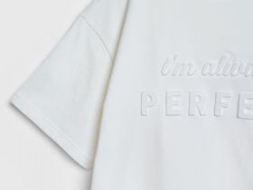 Футболка с объёмным принтом для девочек, Белый