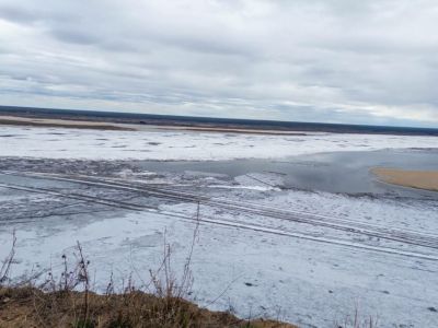 В селе Октемцы Хангаласского района произошел размыв дамбы
