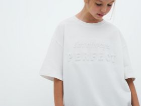 Футболка с объёмным принтом для девочек, Белый