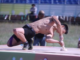 Сунтарский многоборец стал победителем Игр Бэргэна в Якутске