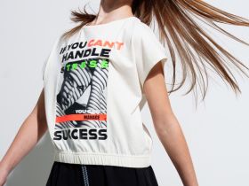 Фуфайка трикотажная для девочек (футболка)