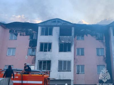 В многоквартирном доме в Нюрбе произошел пожар