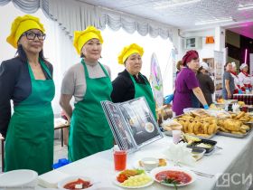 В Якутске состоялась выставка-дегустация школьного меню