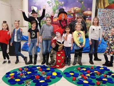 Безумное чаепитие. ТРК «Чудо - парк» поддержал Всероссийскую акцию