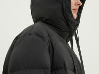 Пуховик с капюшоном