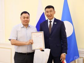 Сергей Местников наградил организаторов двух спартакиад в Якутии