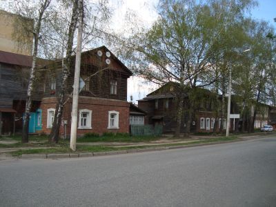 Жилые дома завода "Французского акционерного общества (Полукамушки)"