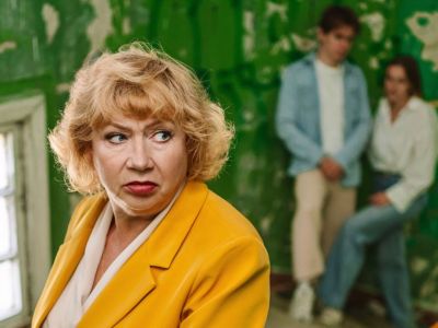 Билеты на Старшая по жизни (Мой театр) / Театр | Афиша | ИнфоТаймс