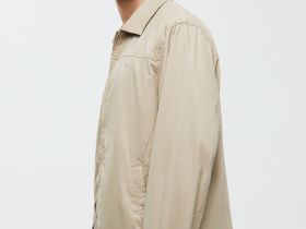 Ветровка из хлопка с отложным воротником