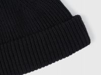 Шапка-бини с отворотом, Черный