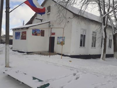 Сельский клуб п. Садового