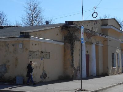 Санкт-Петербургские ворота с гауптвахтой