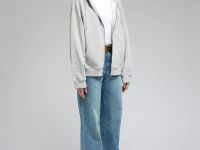 Толстовка на молнии с капюшоном