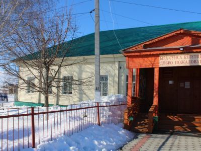 Карабай-Шемуршинская сельская библиотека