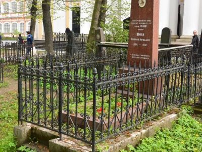 Могила Шмай Аврания Иосифовича (1894-1936 гг.) - члена партии с 1919 г., комбрига, участника гражданской войны