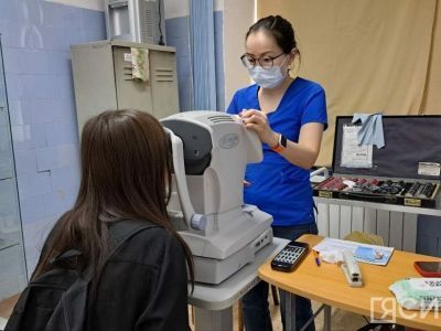 Детей пяти детских садов Якутска осмотрят врачи республиканской офтальмологической больницы