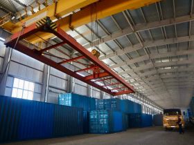 В Якутию из Беларуси доставили первый прямой контейнерный груз