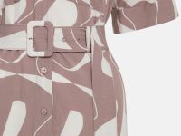 Платье с коротким рукавом и принтом